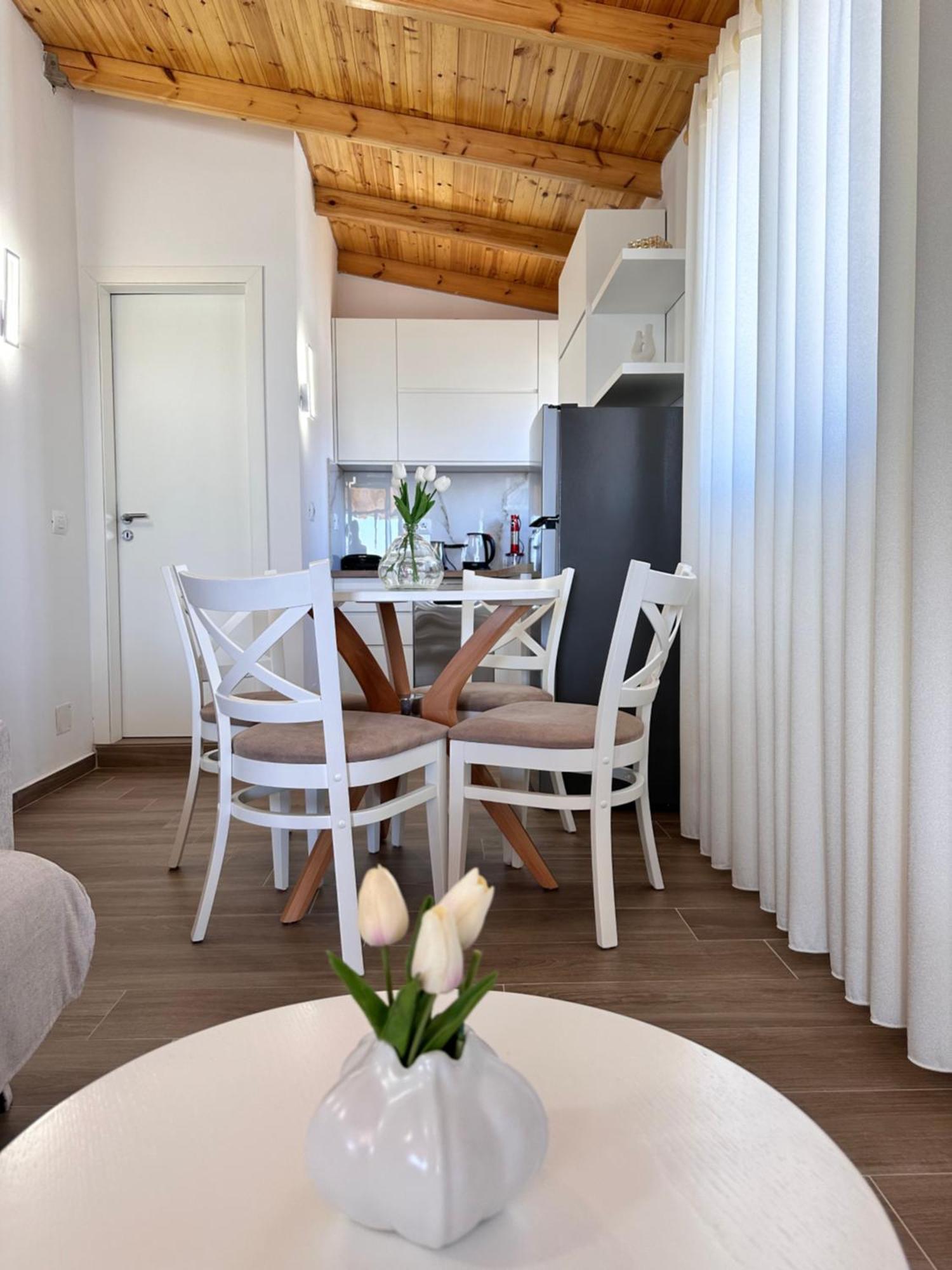 Panoramic Views Of Saranda Apartment Exterior photo