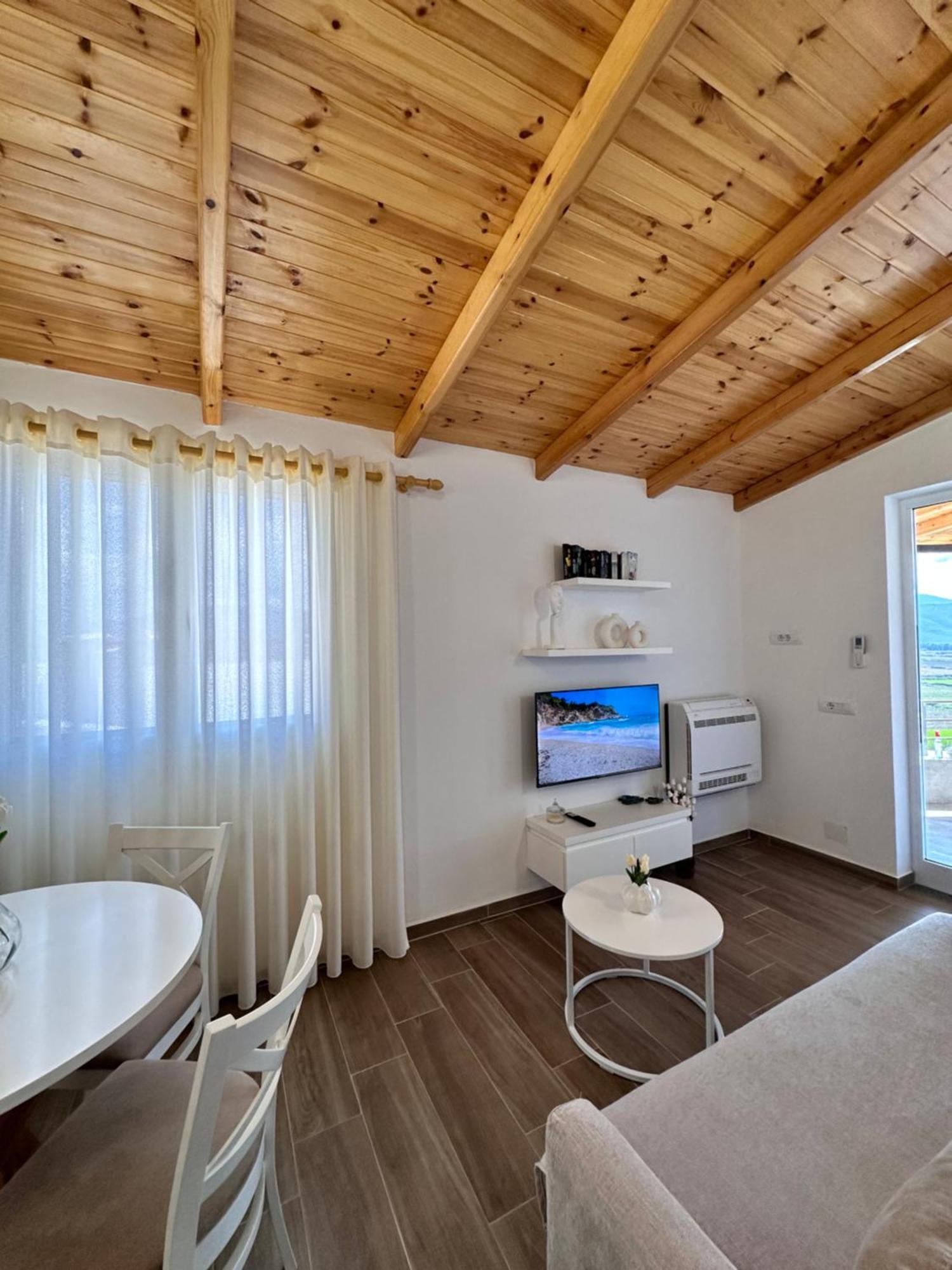 Panoramic Views Of Saranda Apartment Exterior photo